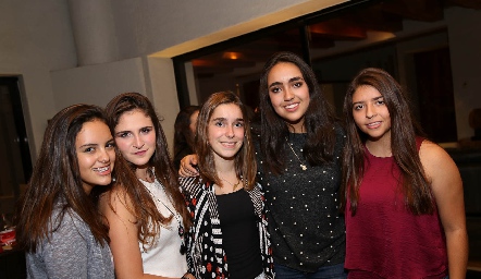  Amigas .
