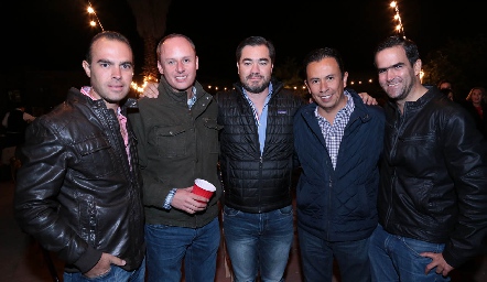  Alejandro García, Juan Carlos Alba, Fernando Azcona, Juan Pablo Rodríguez y Mauricio Allende.
