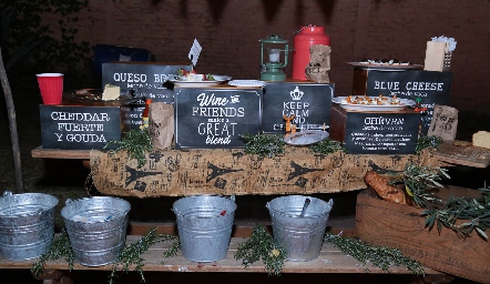  Mesa de botanas.