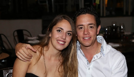 Verónica Martínez y Eduardo Romo .