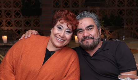  Lorena Balderas y Alfredo Salazar.