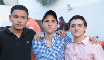  Gerardo, Delgado y Charly.
