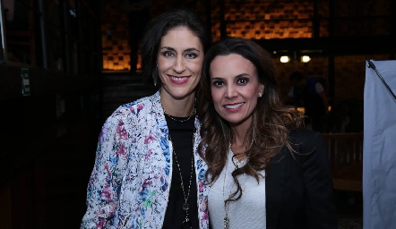  Sofía Hinojosa y Daniela Díaz de León.