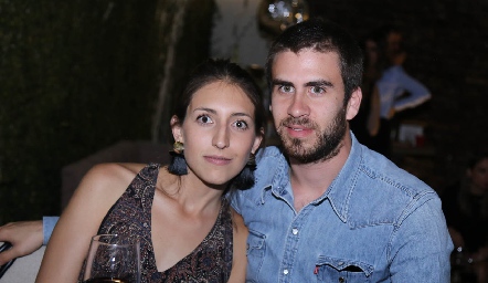   Alejandra y Andrés Ríos.