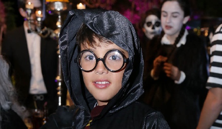  Harry.