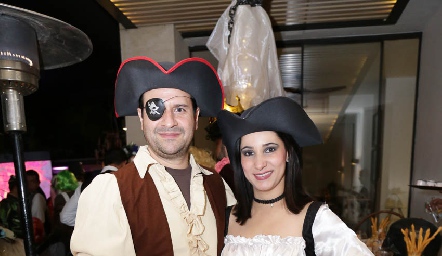  Fernando Galarza y Verónica Díaz de León.