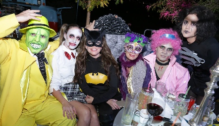  Alejandro, Maru, Daniela, Ana Paula, Fer y Maga.