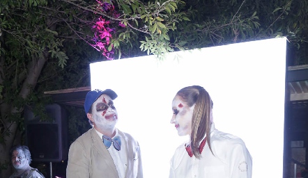  Javier y Maru.