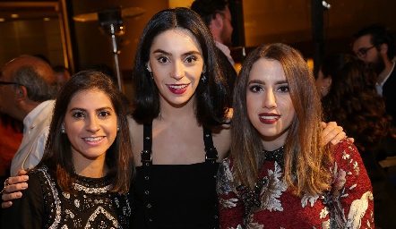  Conchita Stahl, Adri de la Maza y Ana Gaby Ibarra.