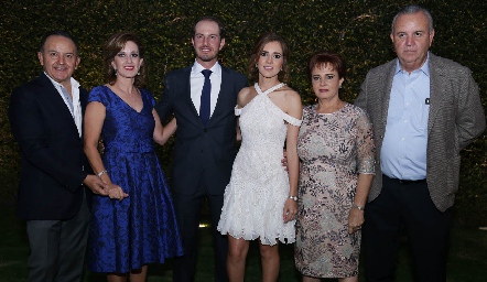  Octavio Aguillón, Yolanda Payán de Aguillón, Octavio Aguillón,  Pili Castañón, Pilar Mora de Castañón y Francisco Castañón.