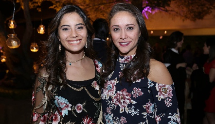  Fabiola Aguillón y Melissa Castillo.