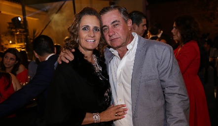  Mireya Payán y su cuñado Javier Alcalde.