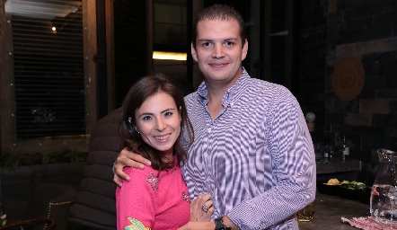  Mauricio con su esposa, Claudia Oliva de Ruiz.