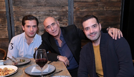  Mauricio Torres, Jaime Oliva y Enrique Vielledent Lavín.