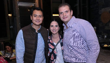  Ricardo Leos, Marina Jourdain y Mauricio Ruiz.