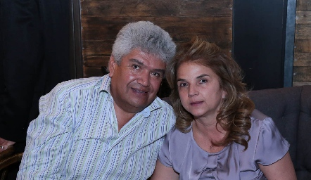  Francisco Ruiz y Luz María de Ruiz.