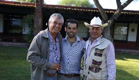  Gerardo, Fernando y Manuel Labastida.