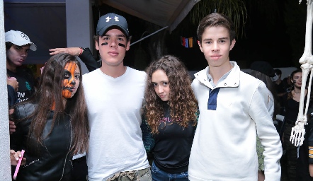  Marijó, Carlos, Montse y Roy.