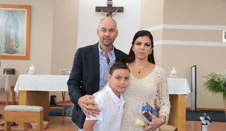  José Antonio González, Mari Tere García y Juan Pablo González.