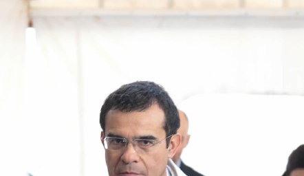  Padre.