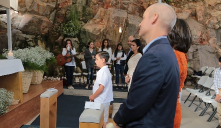  Primera Comunión de Juan Pablo González.
