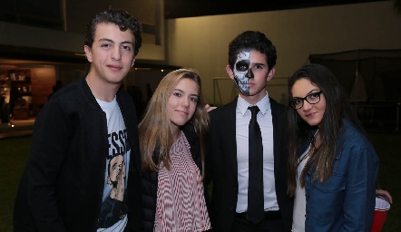  Alex, Emilia, Alonso y María.