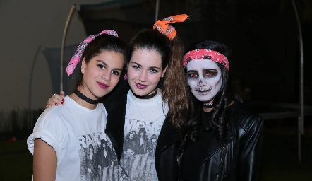  Ale, Natalia y María.
