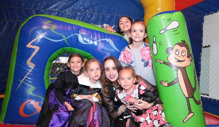  Fiesta de disfraces.