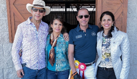  Marisa Mercado, Abraham Tobías,  Jesús González y Marielena Güemes.