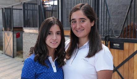  Ximena Stevens y Lucía Villanueva.