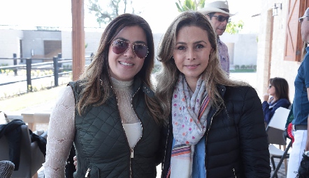  Marcela Cervantes y Olga Alessi.