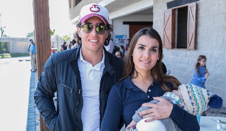  Alejandro Navarro y Teresa Briseño.