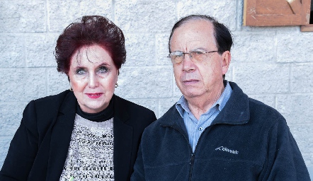  Hilda Romero y Salvador Pedroza.