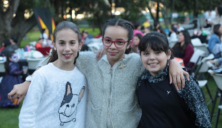 Lorena Vera, Constanza González e Isabela Malo.