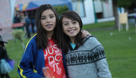  Ximena Báez y Cristina.
