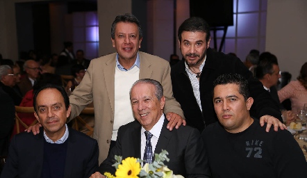  Félix Hernández, Víctor Tena, Alejandro Quezada, Ing. Manuel Trigo y Alfonso D’Agostini.