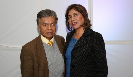 Gustavo Sánchez Solís y Lilia Pérez.