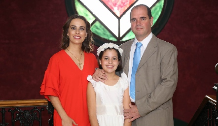 Ana, Marijó y Alejandro Villalobos.
