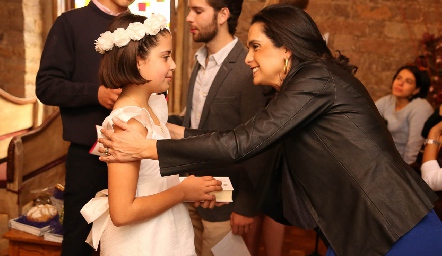 Marijó Villalobos y Maricel Gutiérrez.