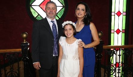  Oscar Vera, Marijó Villalobos y Maricel Gutiérrez  .