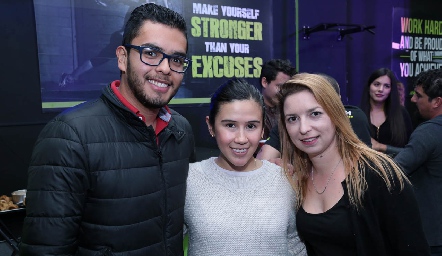  Ernesto Martínez, Leilah Toriz y Charlotte Philippe.