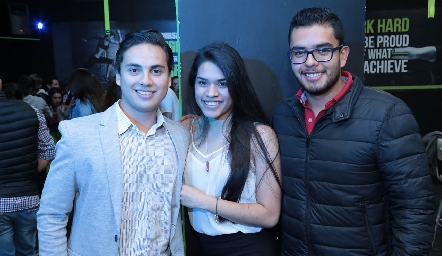  Gustavo Ponce, Tania Chávez y Ernesto Martínez.