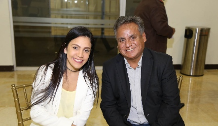  Liliana Muñoz y Miguel Chávez .