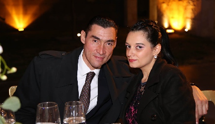 Alejandro Pimienta y Elisa Varela .