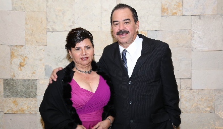  Dora González e Ignacio Díaz De León .