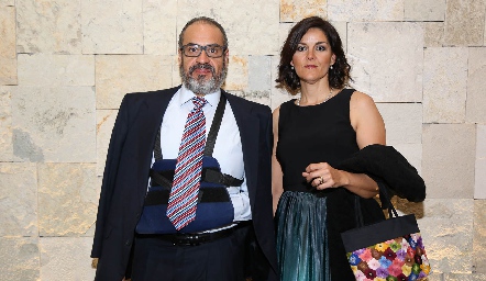  Mauricio Sánchez y María Fernanda Cortés .