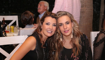  Verónica Subiranay Mónica Torres.