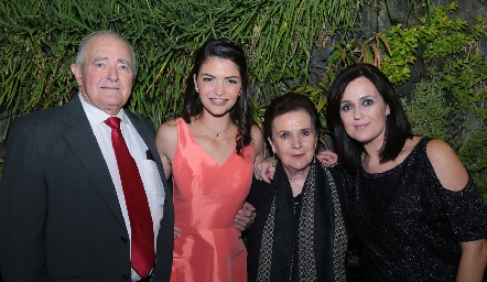  Familia Hernández-Cossío.