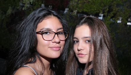  Ximena y Ale Fortis.