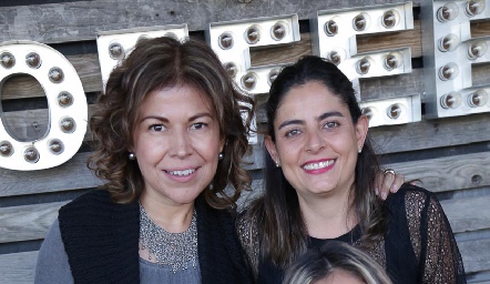  Adriana Rueda, Rocío Ortuño, Maru Muñiz y Beatriz Villegas.